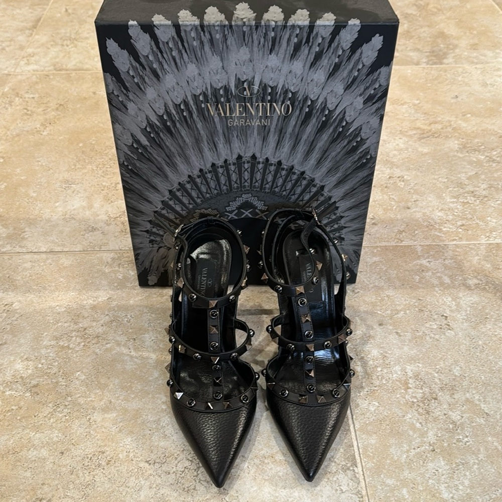 Valentino Rockstud Noir Strappy Heel